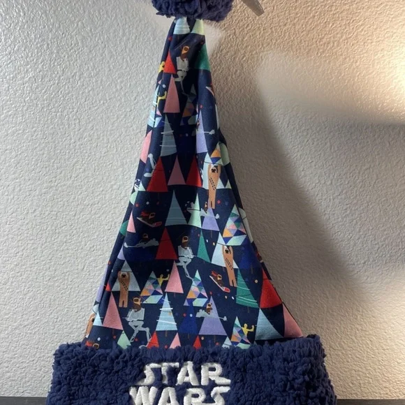 alt Disney World Holiday Christmas Hat STAR WARS Santa Hat For Adults - Picture 2 of 4